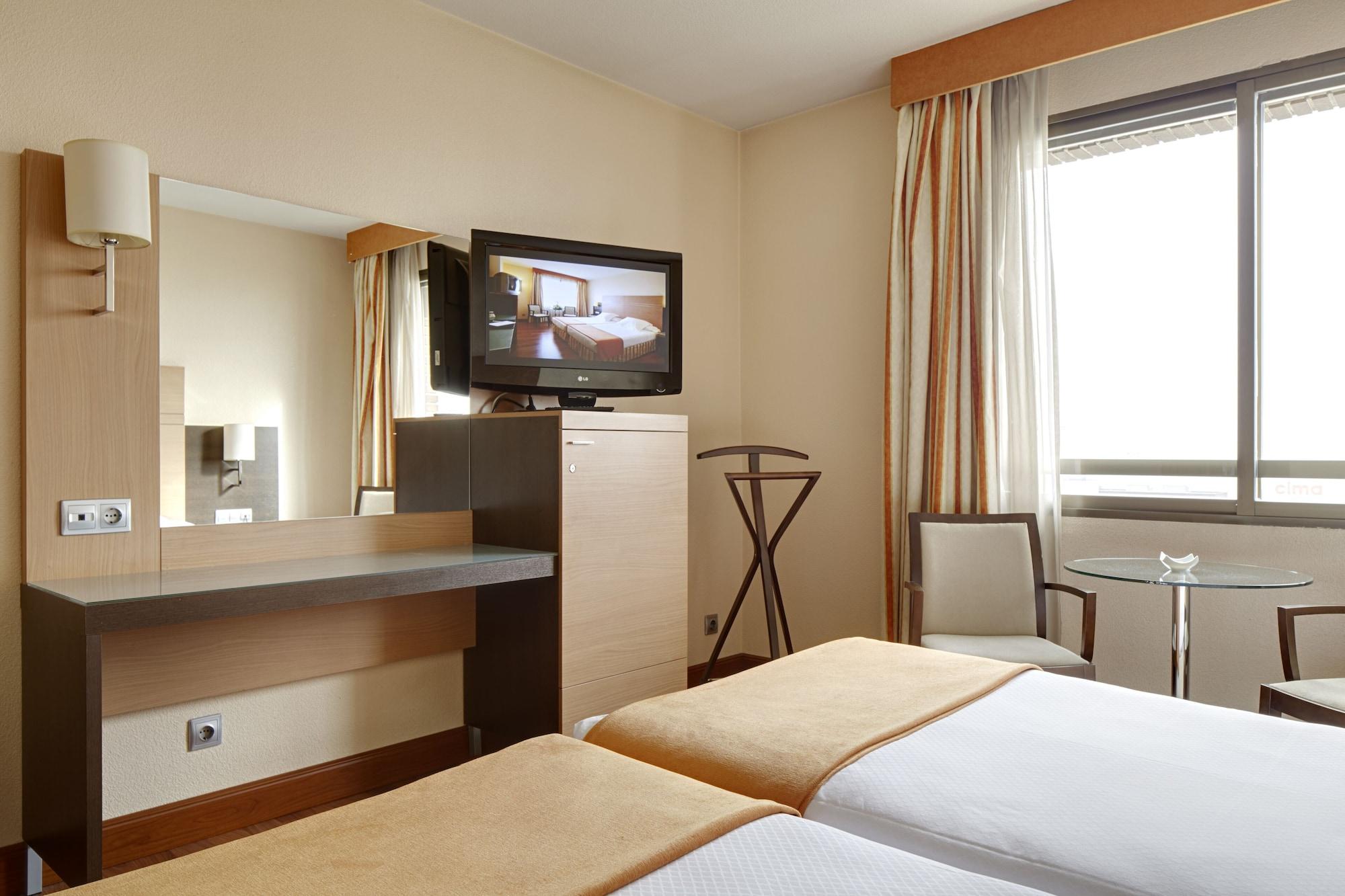 Hotel Blanca De Navarra Памплона Экстерьер фото